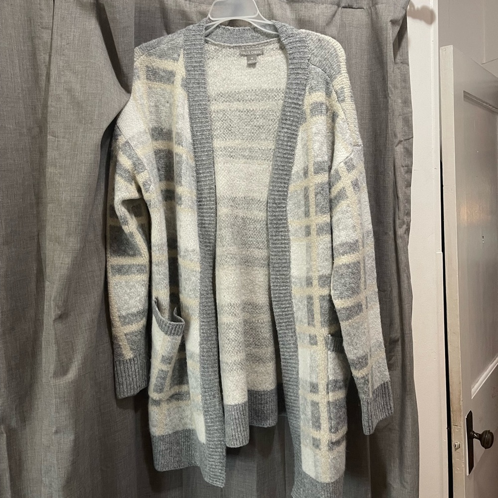 Woman’s Cardigan